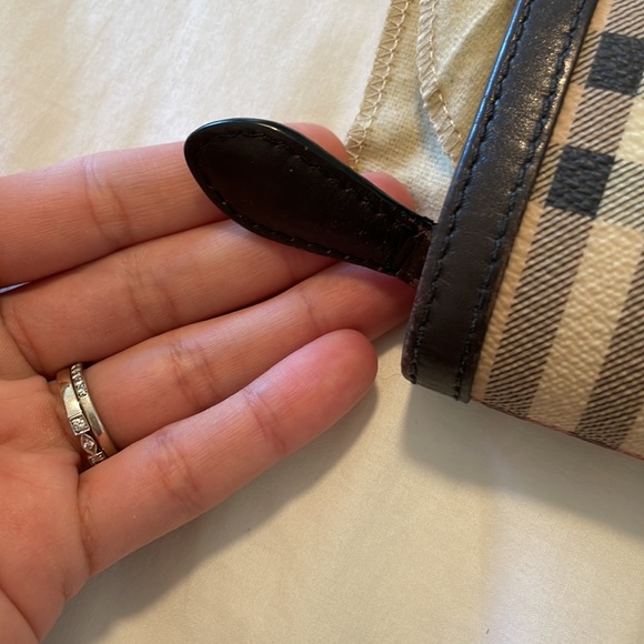 Burberry wallet with dust bag and box - Picture 2 of 8